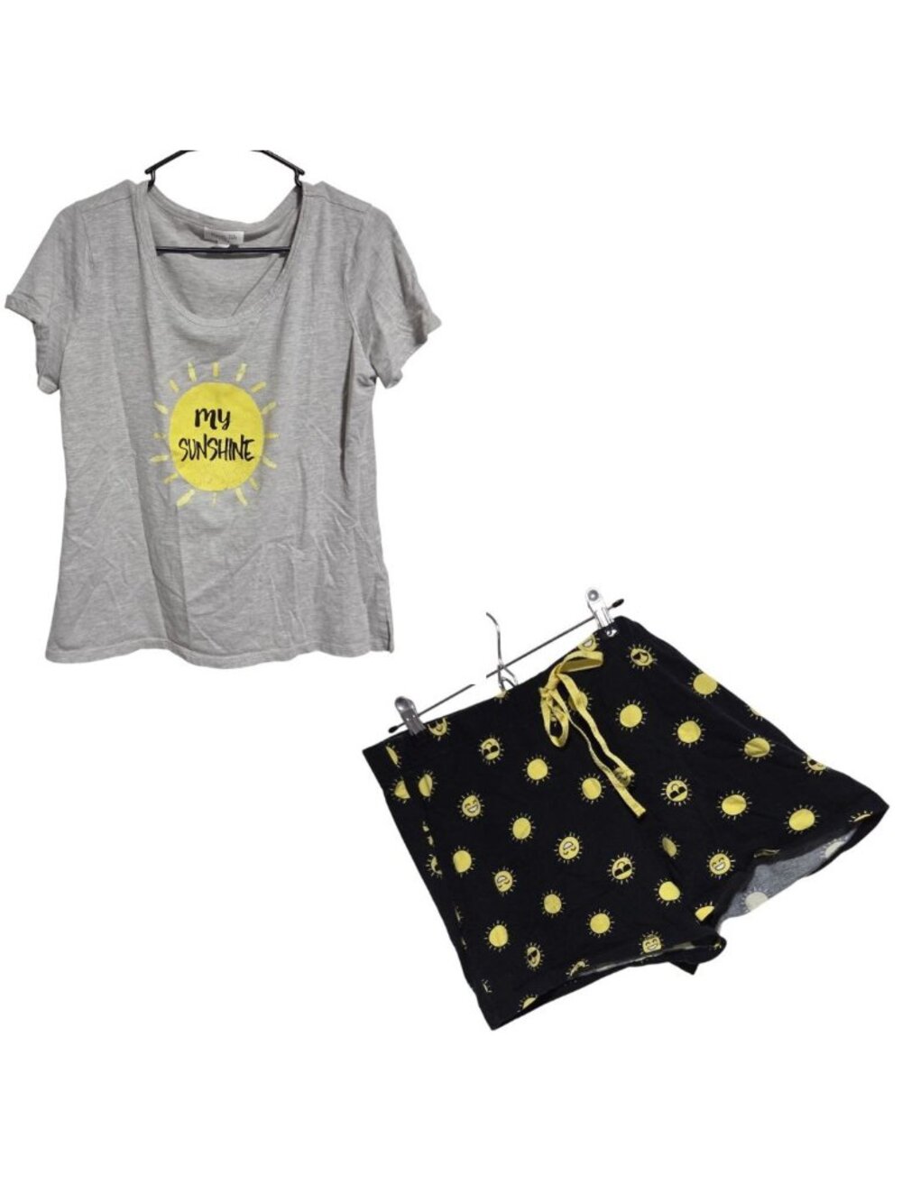 Macys Family PJs  Sunshine Pajama Set Size Large Gray Tee Shorts Loungewear